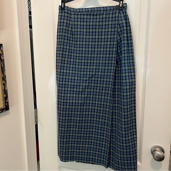Vintage Blue Plaid Skirt - Picture 7 of 12
